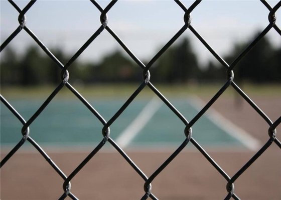 Khu dân cư 3.0mm Hàng rào liên kết chuỗi kim cương PVC đen 10-30m cho sân chơi trường học